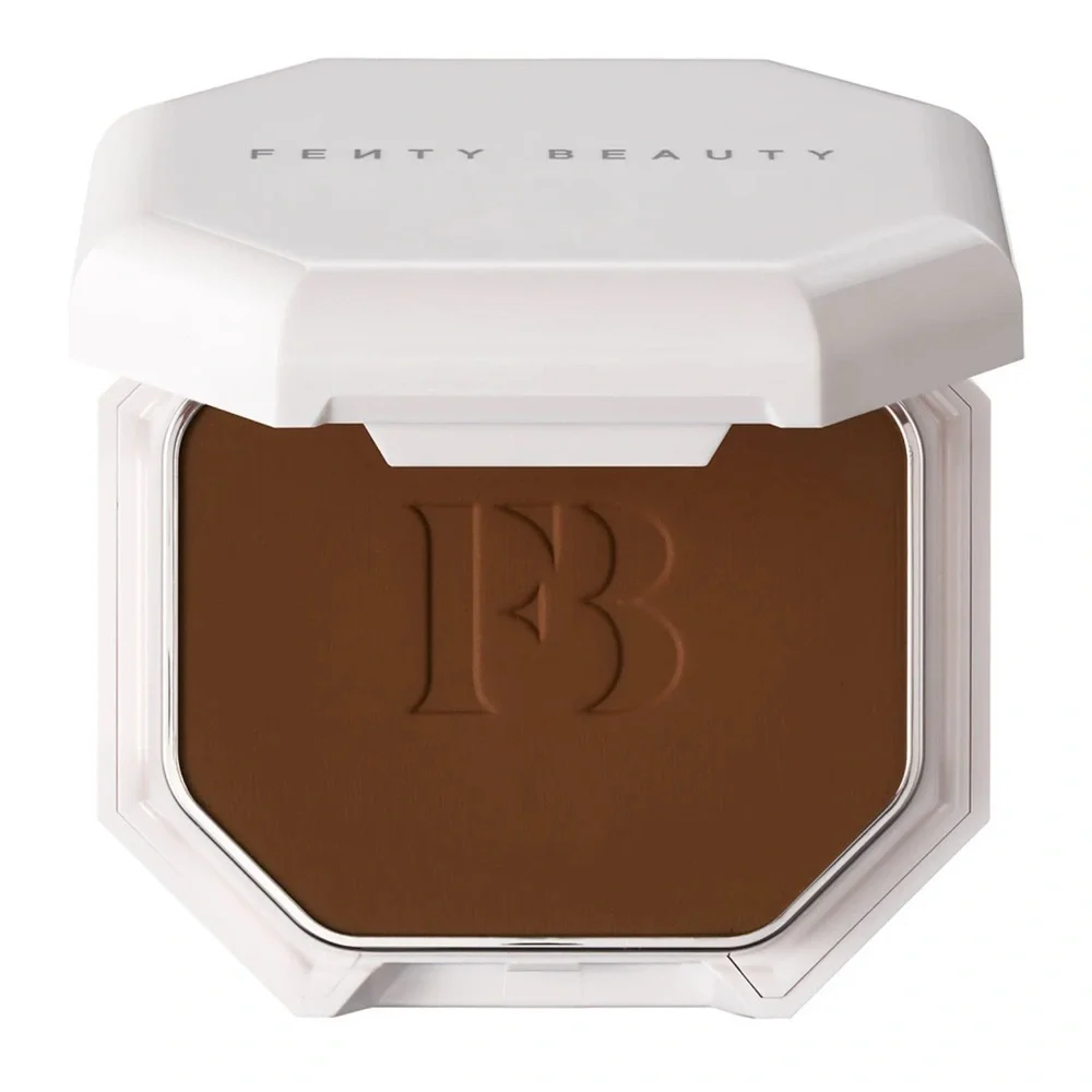Fenty 490 Pro Filt’r Soft Matte Longwear Powder Foundation